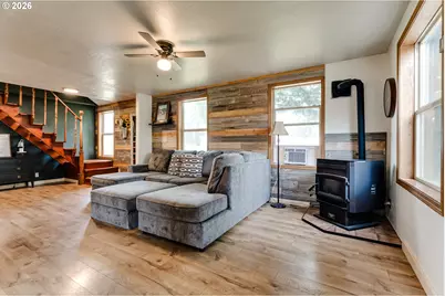 24723 Warthen Rd, Elmira, OR 97437 - Photo 9