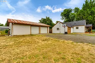 24723 Warthen Rd, Elmira, OR 97437 - Photo 27