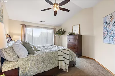 20794 Walnut St NE, Aurora, OR 97002 - Photo 19