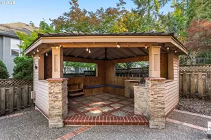 17634 Brookhurst Dr, Lake Oswego, OR 97034 - Photo 45