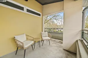 1132 NE Schuyler St, Portland, OR 97212 - Photo 25