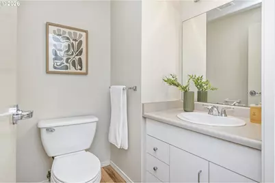 1132 NE Schuyler St, Portland, OR 97212 - Photo 13