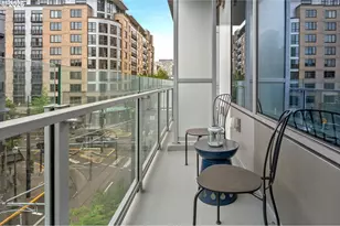 1001 NW Lovejoy St, Portland, OR 97209 - Photo 9