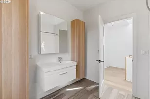 4409 SW Carl Pl, Portland, OR 97239 - Photo 31