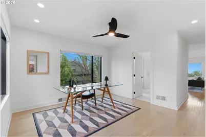 4409 SW Carl Pl, Portland, OR 97239 - Photo 21