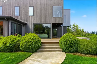 4409 SW Carl Pl, Portland, OR 97239 - Photo 1