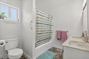 2619 Fir St, Longview, WA 98632 - Photo 11