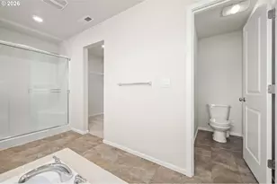 2952 V St, Springfield, OR 97477 - Photo 25