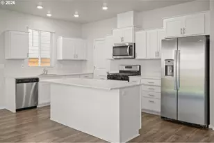 2952 V St, Springfield, OR 97477 - Photo 11