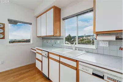 7270 Saghalie Ln, Pacific City, OR 97135 - Photo 13