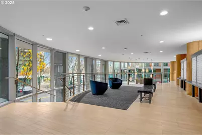 1255 NW 9th Ave #1305, Portland, OR 97209 - Photo 9