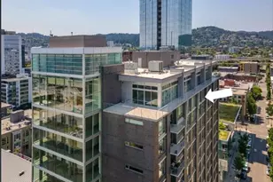 1255 NW 9th Ave, Portland, OR 97209 - Photo 3