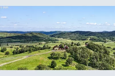 331 Metz Hill Rd, Oakland, OR 97462 - Photo 3