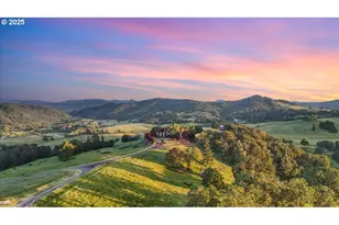 331 Metz Hill Rd, Oakland, OR 97462 - Photo 5