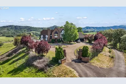 331 Metz Hill Rd, Oakland, OR 97462 - Photo 1