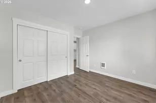 2807 E 24th St, Vancouver, WA 98661 - Photo 11