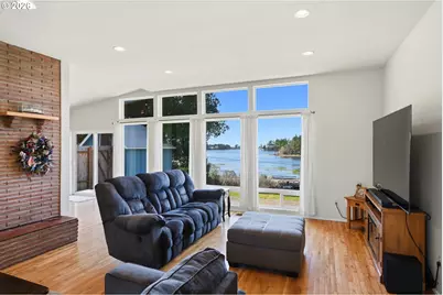 654 Madrona Ave, Port Orford, OR 97465 - Photo 21