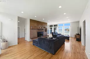 654 Madrona Ave, Port Orford, OR 97465 - Photo 17