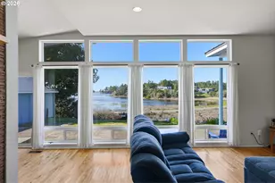 654 Madrona Ave, Port Orford, OR 97465 - Photo 9