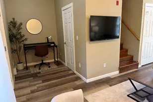 695 SE 197th Ave, Portland, OR 97233 - Photo 3