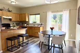 695 SE 197th Ave, Portland, OR 97233 - Photo 5