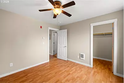 695 SE 197th Ave, Portland, OR 97233 - Photo 15