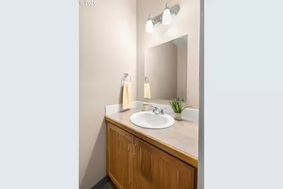 695 SE 197th Ave, Portland, OR 97233 - Photo 13