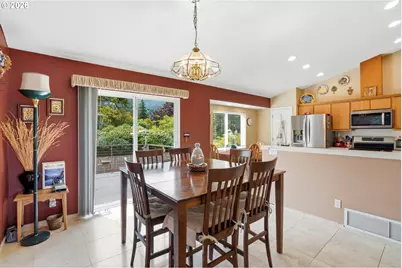 234 NE Riverview Dr, Cascade Locks, OR 97014 - Photo 11