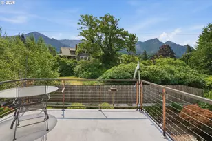 234 NE Riverview Dr, Cascade Locks, OR 97014 - Photo 13