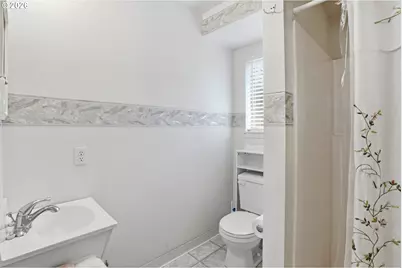 234 NE Riverview Dr, Cascade Locks, OR 97014 - Photo 31