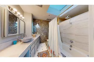 222 Del Norte Ln, Brookings, OR 97415 - Photo 19