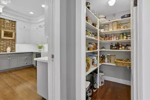 712 E 28th St, Vancouver, WA 98663 - Photo 17