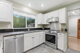 1496 SE Althaus Dr, Troutdale, OR 97060 - Photo 19