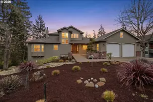 453 Dellwood Dr, Eugene, OR 97405 - Photo 1