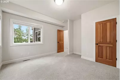 453 Dellwood Dr, Eugene, OR 97405 - Photo 23