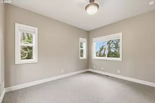 453 Dellwood Dr, Eugene, OR 97405 - Photo 25