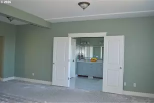 13610 SE Snowfire Dr, Happy Valley, OR 97086 - Photo 17