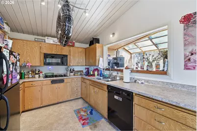 1750 E 26th Ave, Eugene, OR 97403 - Photo 11
