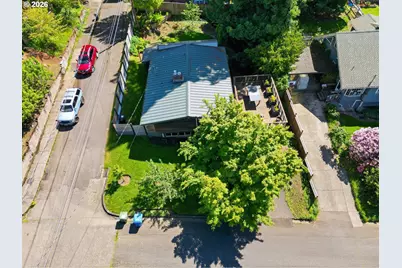 1750 E 26th Ave, Eugene, OR 97403 - Photo 13