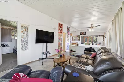 1750 E 26th Ave, Eugene, OR 97403 - Photo 7