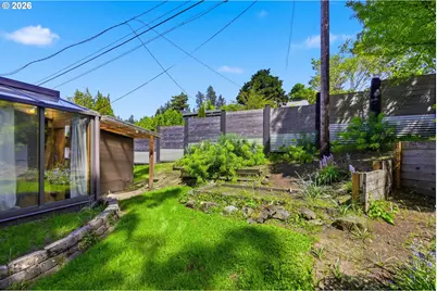 1750 E 26th Ave, Eugene, OR 97403 - Photo 33