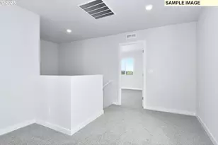 1233 Parkside Ave, Woodburn, OR 97071 - Photo 11