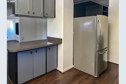1726 NW Patricia St, Roseburg, OR 97471 - Photo 5