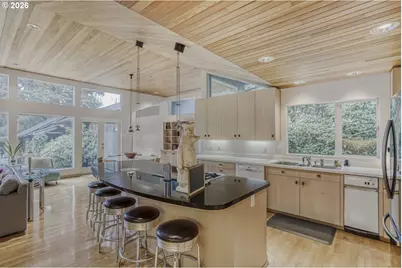 1000 Forest Meadows Way, Lake Oswego, OR 97034 - Photo 17