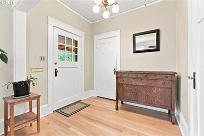 2472 NE 51st Ave, Portland, OR 97213 - Photo 5