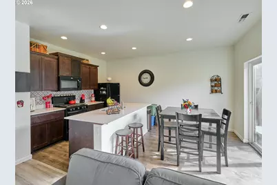 1986 NW 23rd St, McMinnville, OR 97128 - Photo 7