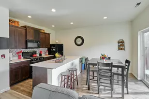 1986 NW 23rd St, McMinnville, OR 97128 - Photo 7