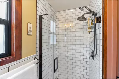 324 NE Hood St, White Salmon, WA 98672 - Photo 31