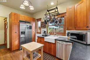 324 NE Hood St, White Salmon, WA 98672 - Photo 15