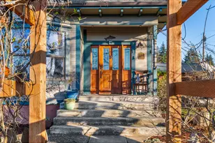 324 NE Hood St, White Salmon, WA 98672 - Photo 5